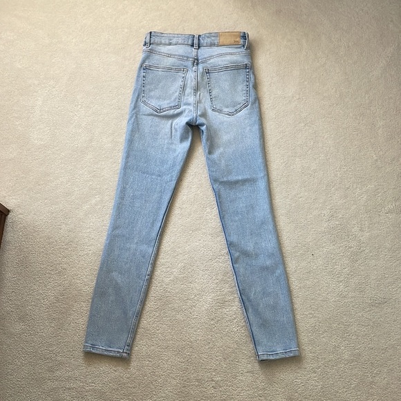 Zara THE ‘90S SLIM CROPPED JEANS - Picture 3 of 9